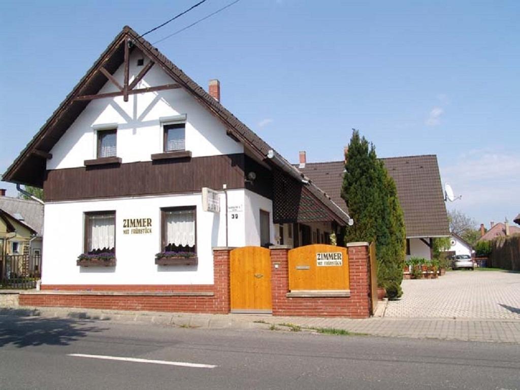 Eifert Haz Bed and Breakfast Balatongyörök Εξωτερικό φωτογραφία